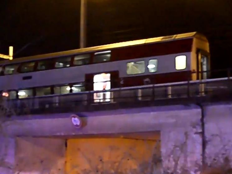 У Словаччині пасажирський потяг зіткнувся з локомотивом, є постраждалі