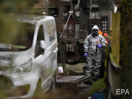 Отруєння Скрипаля. До Британії сьогодні прибудуть експерти Організації із заборони хімічної зброї