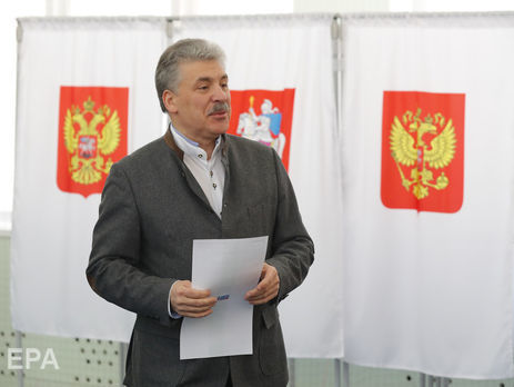 Журналіст Дудь опублікував фото бритви після обіцянки Грудініна збрити вуса у разі отримання менше ніж 15% на виборах президента Росії