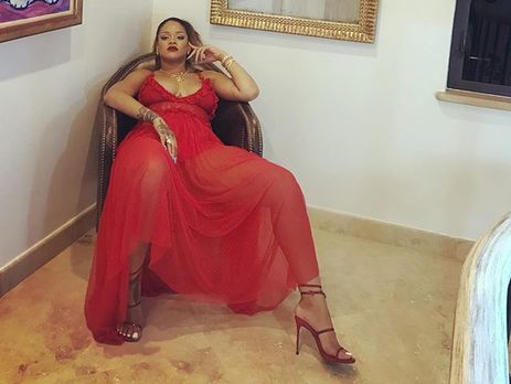 Snapchat потерял $800 млн после публикации рекламы, которую осудила Рианна