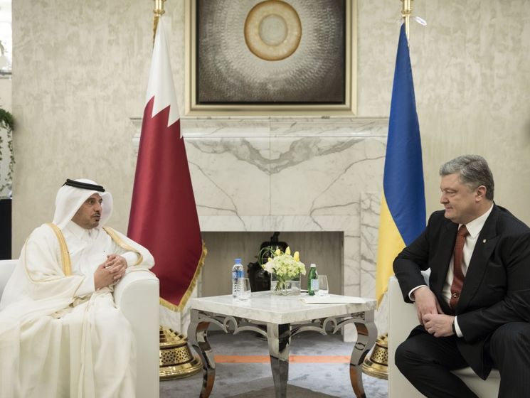 Порошенко в Катаре обсудил возможность участия украинских компаний в подготовке к ЧМ по футболу в 2022 году