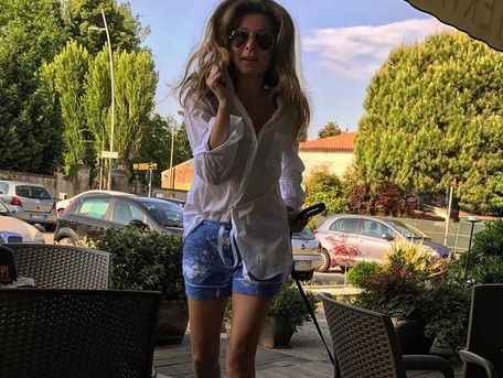 Бадоева берет уроки музыки