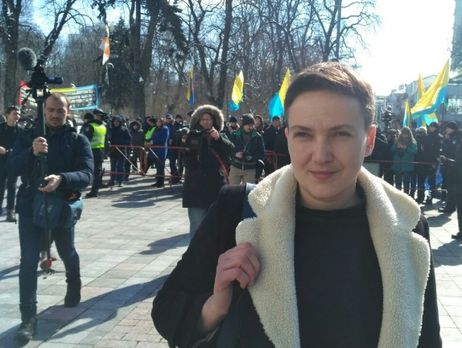 Под Верховной Радой митинговали за и против Савченко. Фоторепортаж