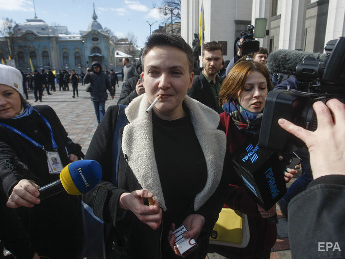 Савченко шла в Раду с вещами для тюрьмы &ndash; сестра
