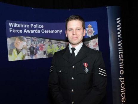 Пострадавшего при отравлении Скрипаля офицера полиции выписали из больницы