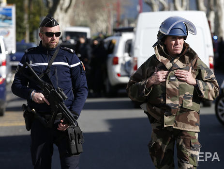 ИГИЛ взял на себя ответственность за захват заложников во Франции
