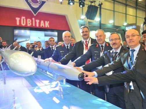 В Турции успешно испытали первые баллистические ракеты отечественной разработки