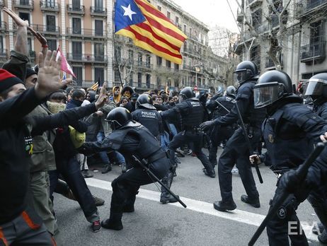 Під час протестів у Каталонії постраждало 52 людини, трьох затримано
