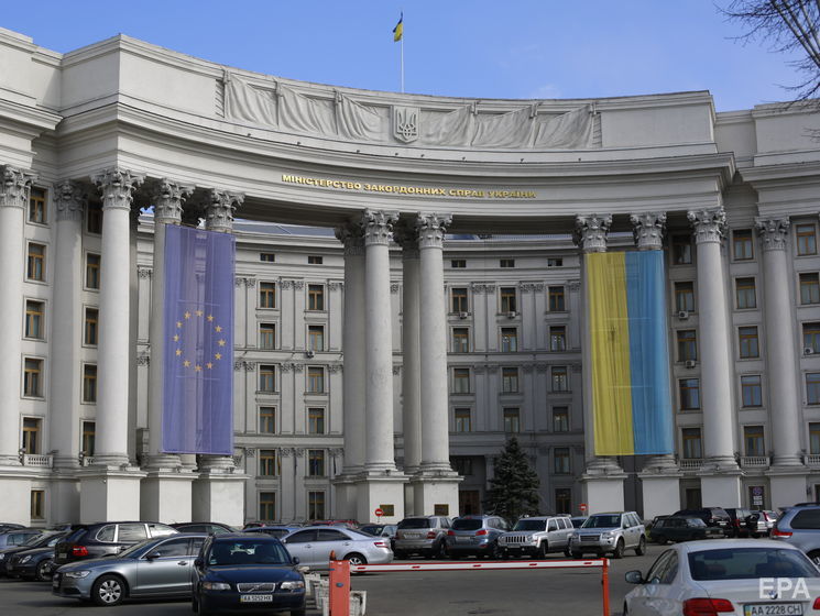 СБУ передала у МЗС України дані про діяльність на шкоду інтересам країни 13 російських дипломатів