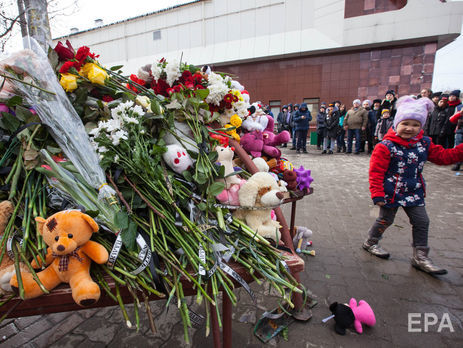Рятувальники виявили останки 64 загиблих у Кемерові – МНС РФ