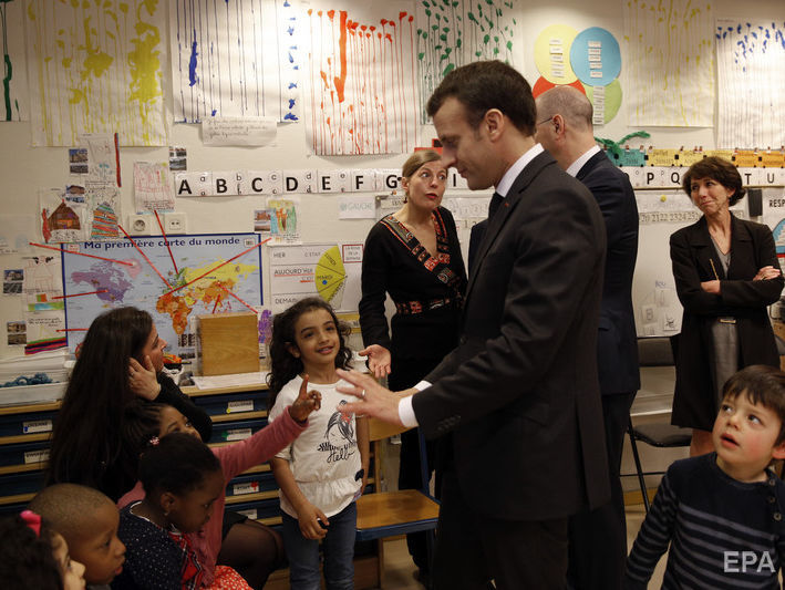 Во Франции введут обязательное дошкольное образование с трехлетнего возраста
