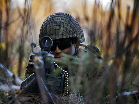 Канада не будет предоставлять летальное оружие Украине безвозмездно