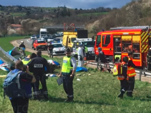 Во Франции разбился легкомоторный самолет, погибло два человека