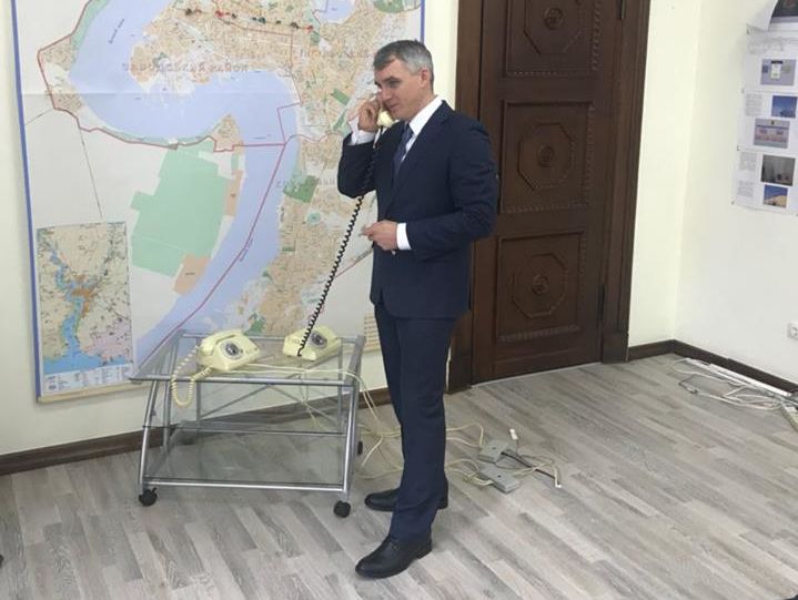 Восстановленный в должности мэра Николаева Сенкевич вернулся на рабочее место
