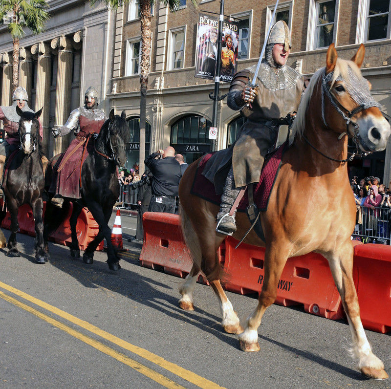 Netflix выпустит фильм о рыцарях Круглого стола