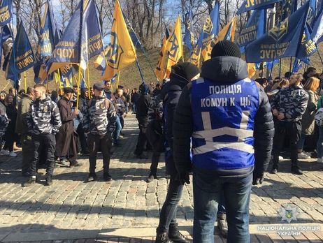 Порядок в центре Киева обеспечивают 1,5 тыс. правоохранителей – полиция