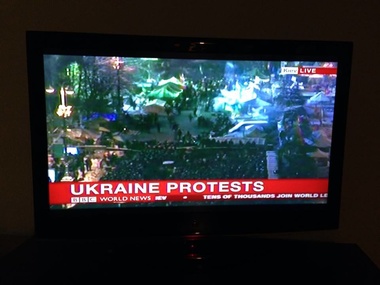  Мировые каналы прерывали новости для прямых эфиров с Майдана