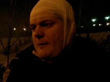 На Евромайдане – десятки пострадавших от дубинок и газа