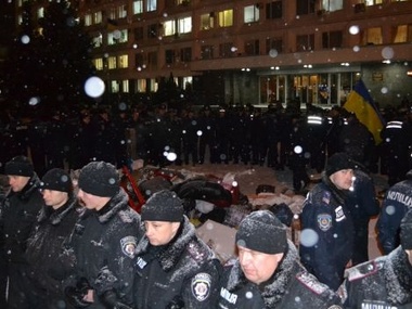 В Черкассах снесли палатку сторонников Евромайдана