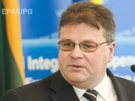 Завтра глава МИД посетит Украину