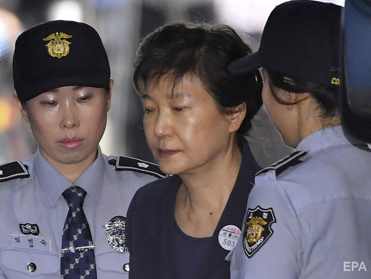 В Южной Корее экс-президента приговорили к 24 годам тюрьмы