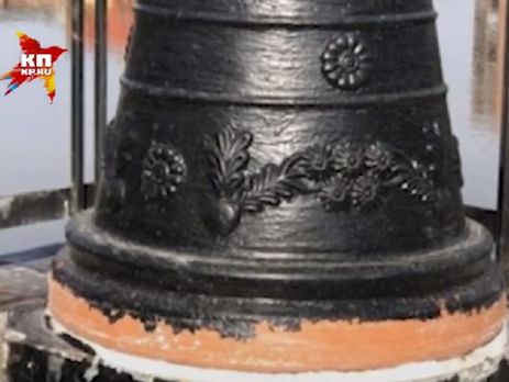 В российском Калининграде мост укрепили цветочными горшками