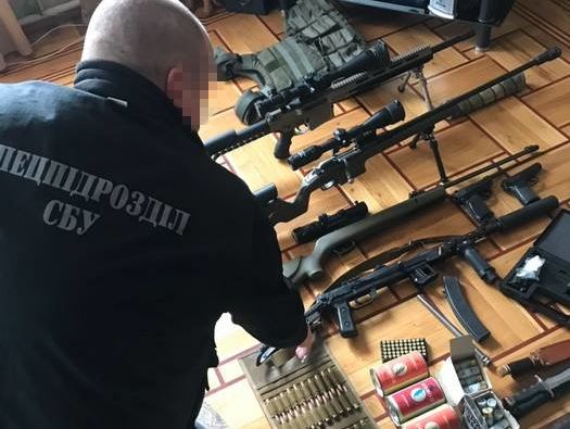СБУ вилучила в Одесі арсенал зброї та боєприпасів