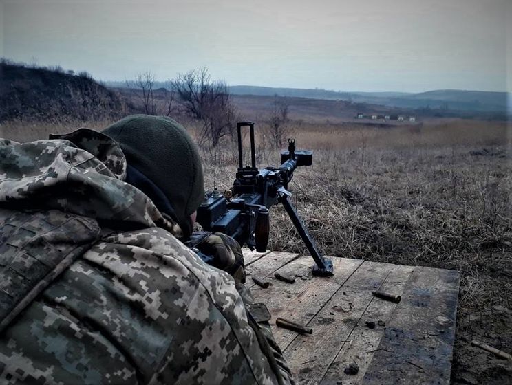 Пасхальное перемирие: в зоне АТО ранены трое украинских военных