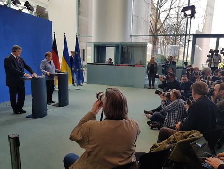 Боевики и российские военные на Донбассе нарушают перемирие в десять раз больше ВСУ – Порошенко