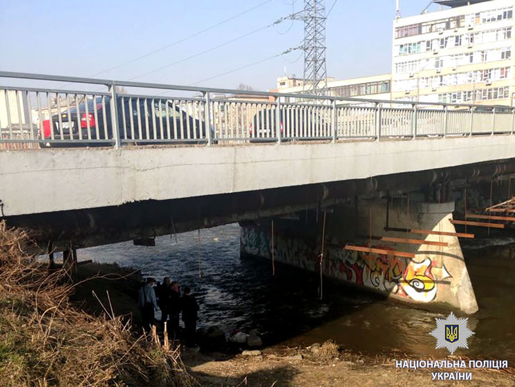 В Харькове под мостом нашли мешок с телом мужчины