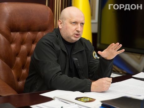 Турчинов: У Криму міг бути трагічний сценарій, який би закінчився введенням військ до континентальної України