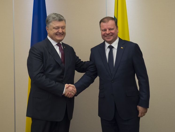 Порошенко і прем'єр Литви обговорили протидію будівництву "Північного потоку – 2"