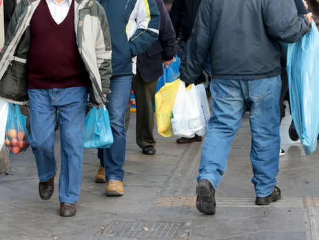 Киевсовет планирует запретить использование полиэтиленовых пакетов в магазинах столицы