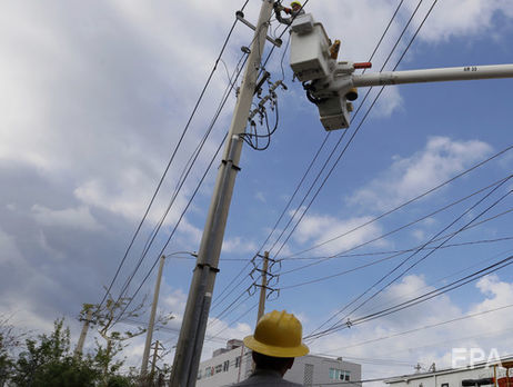 В Пуэрто-Рико около 870 тыс. человек остались без электричества из-за упавшего дерева