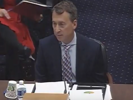 Минфин США сообщил об отставке куратора американских санкций