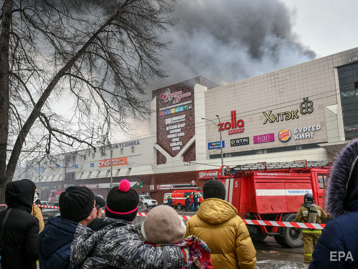 У відвідувачів згорілого торгового центру в Кемерові було п'ять хвилин на самостійну евакуацію – МНС РФ