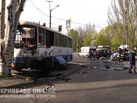 В Кривом Роге 18 апреля объявили траур по погибшим в ДТП
