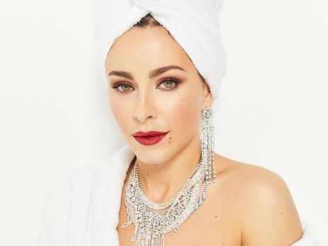 Ани Лорак показала объятия с Валерией