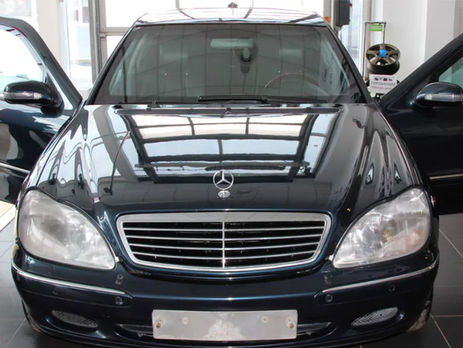 В России выставили на продажу бронированный автомобиль Путина за 8,5 млн руб.