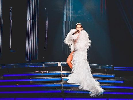 На Ани Лорак на концерте в РФ набросился фанат