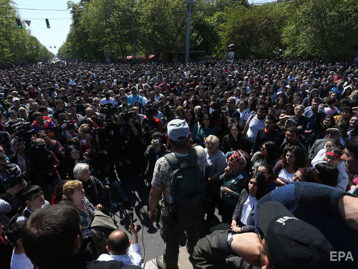 Лідер гурту System of a Down звернувся із підтримкою до протестувальників у Вірменії