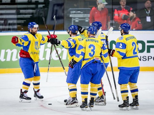 Хокейна збірна України стартувала на чемпіонаті світу з перемоги