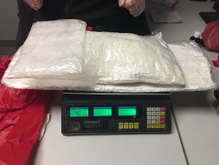 В одесском аэропорту задержали наркокурьера с кокаином на $400 тыс. – СБУ