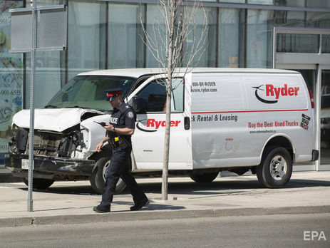 Українців немає серед постраждалих під час наїзду фургона в Торонто – посол