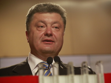 Порошенко в случае победы на выборах не планирует отправлять Яценюка в отставку
