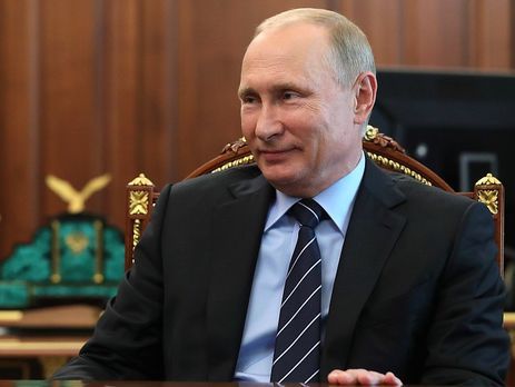 У Росії товариству сліпих подарували тактильний портрет Путіна