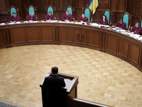 Конституционный Суд Украины признал неконституционным закон о всеукраинском референдуме – СМИ