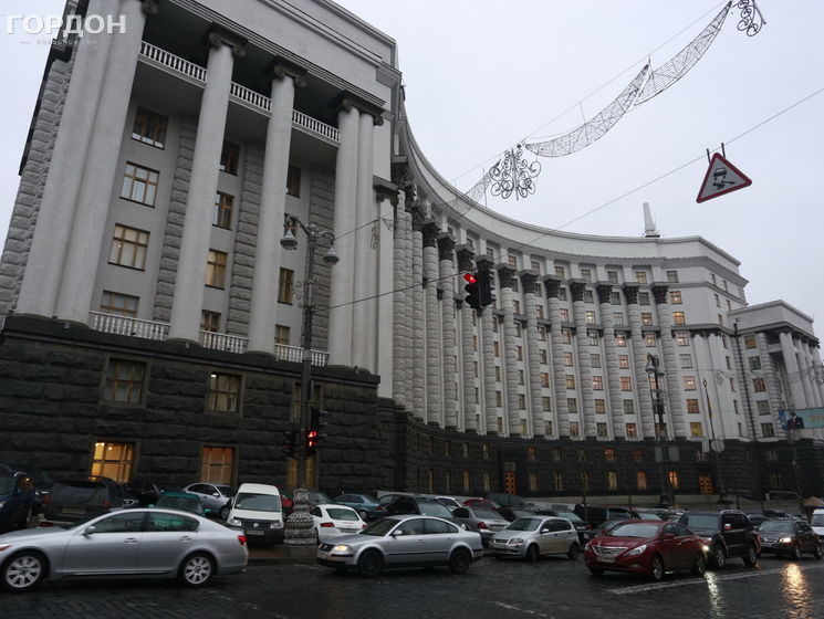 Кабмин Украины выплатит почти по 700 грн получателям субсидий за сэкономленные в отопительном сезоне ресурсы