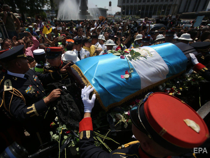Помер колишній президент Гватемали Арзу, який завершив громадянську війну у країні