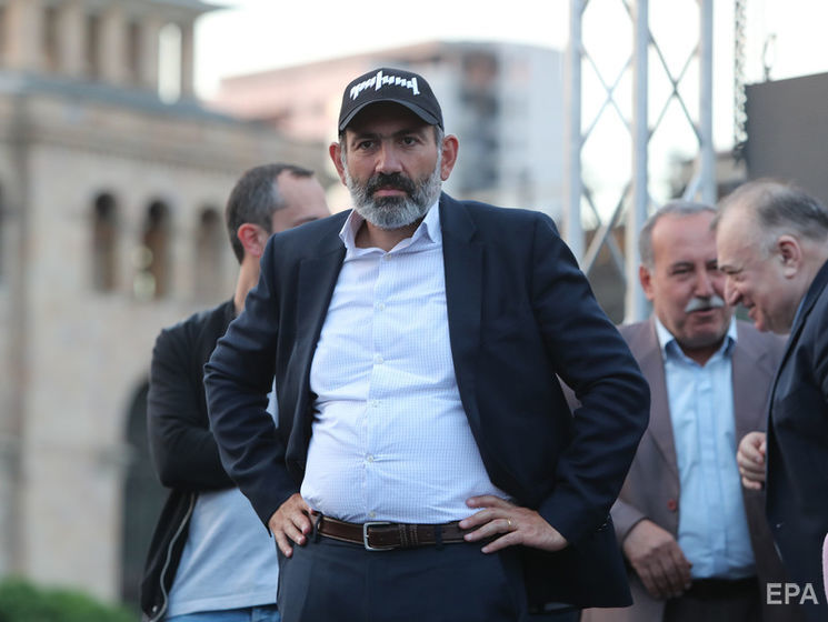 Пашинян звинуватив керівну партію Вірменії у спробі зірвати обрання прем'єра